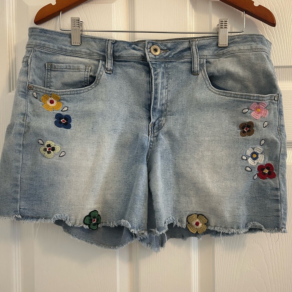 Hydraulic shorts size 16